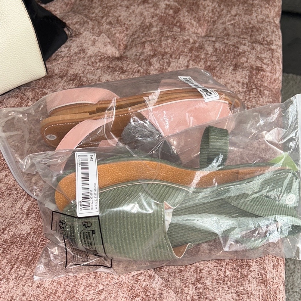 2 for 1 Brand New Sandals!